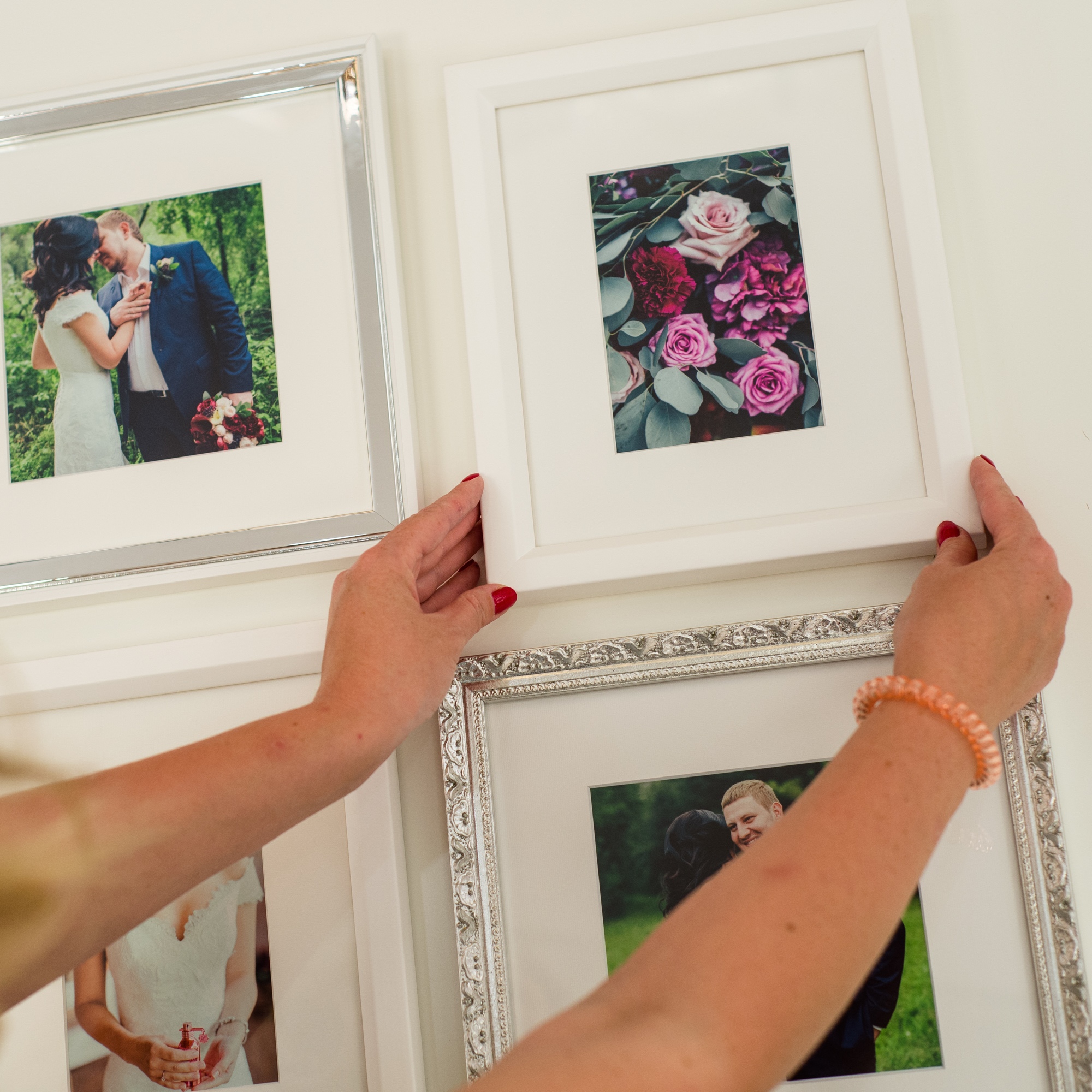 Домашняя галерея из свадебных фотографий